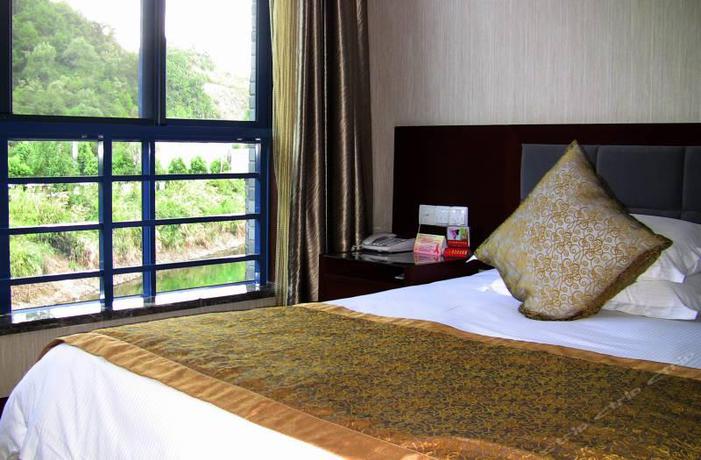 Imagen de la habitación del Hotel WangDao holiday inn in Qiandao Lake. Foto 8