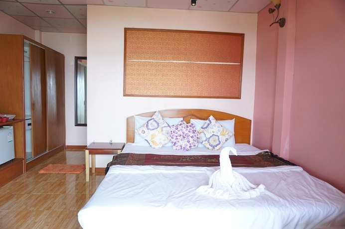 Imagen de la habitación del Hotel Wanghin Bungalow Donsak. Foto 5