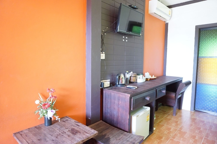 Imagen de la habitación del Hotel Wanghin Bungalow Donsak. Foto 15