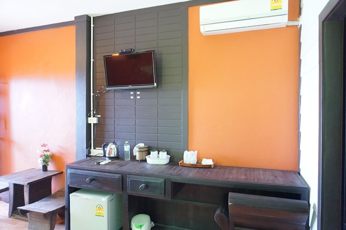 Imagen de la habitación del Hotel Wanghin Bungalow Donsak. Foto 16