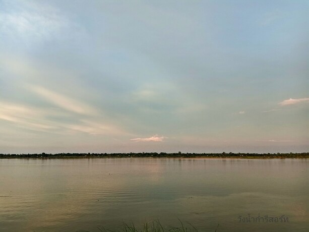 Imagen general del Hotel Wangnamkam Riverside Resort. Foto 6
