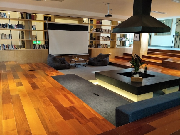 Imagen de los interiores del Hotel Wangshan Travelling With. Foto 19