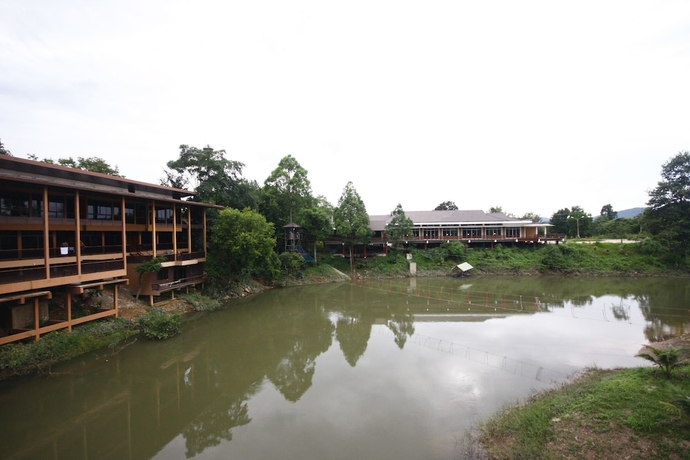 Imagen de los exteriores del Hotel Wangtaparb Resort. Foto 13