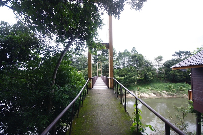 Imagen de los exteriores del Hotel Wangtaparb Resort. Foto 16