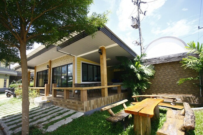 Imagen general del Hotel Wangthong Beach Resort. Foto 1