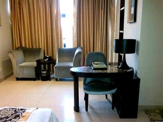Imagen de la habitación del Hotel Wanguo Metropolitan Plaza. Foto 2