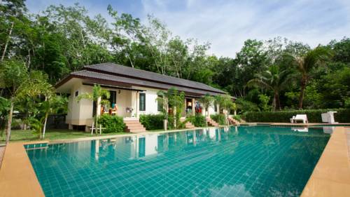 Imagen de la habitación del Hotel Wanna Dream Villas Aonang. Foto 4