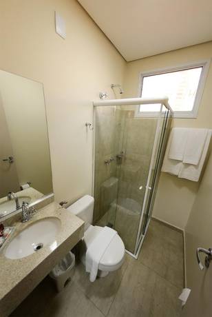Imagen de la habitación del Hotel Wanna. Foto 15
