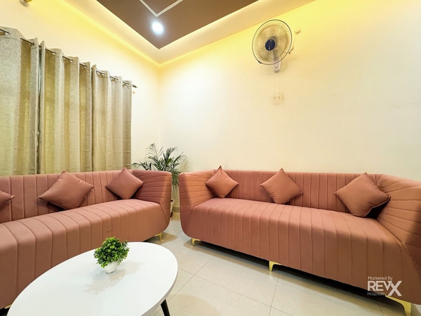 Imagen de los interiores del Hotel Wanna Stay Ayodhya. Foto 16