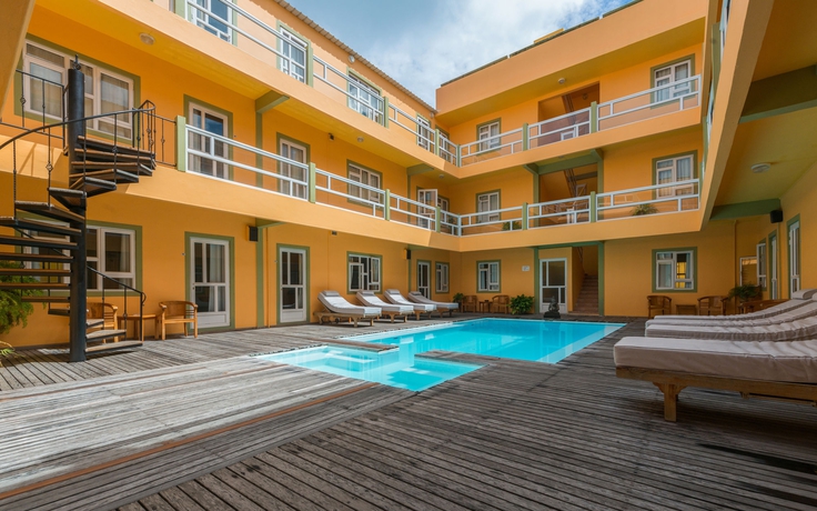 Imagen de la piscina del Hotel Wanna Studio Apartments. Foto 14