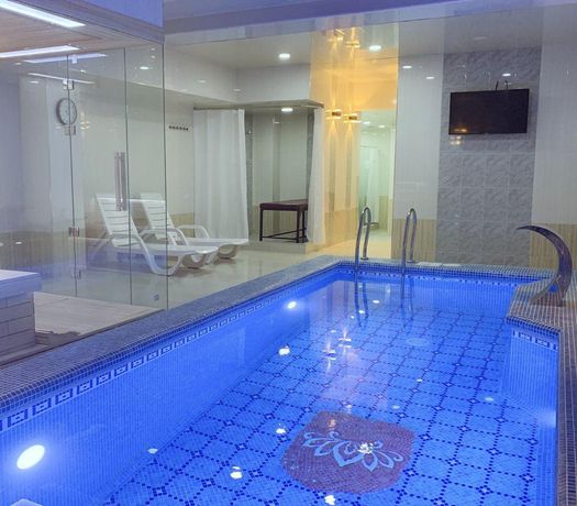 Imagen de la piscina del Hotel Wantong. Foto 19