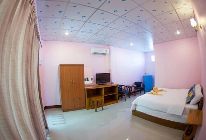 Imagen de la habitación del Hotel Warakorn Baansuan - Amphawa. Foto 9