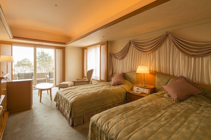 Imagen de la habitación del Hotel Waraku Onsen Nihon No Yado Notoraku. Foto 9