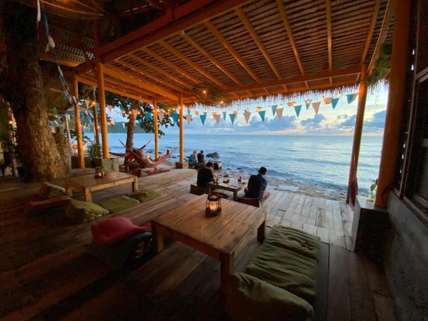 Imagen del bar/restaurante del Hotel Warapura Resort. Foto 6