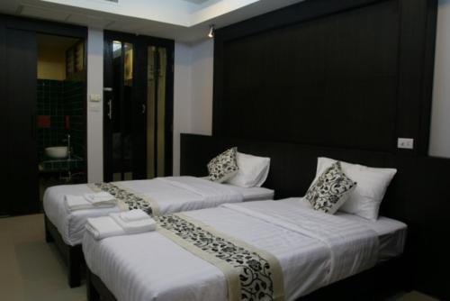 Imagen de la habitación del Hotel Warawan Resort. Foto 9