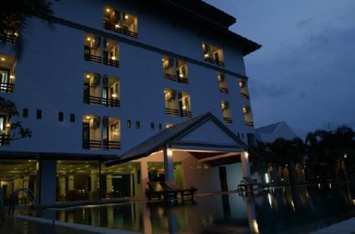 Imagen general del Hotel Warawan Resort. Foto 7