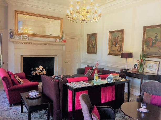 Imagen del bar/restaurante del Hotel Warbrook House Heritage. Foto 2