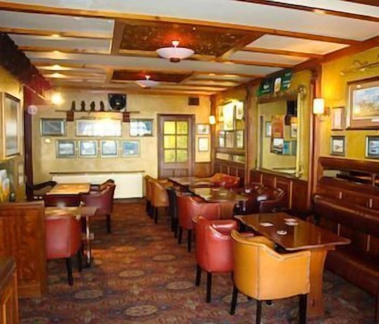 Imagen del bar/restaurante del Hotel Wards, Galway. Foto 6