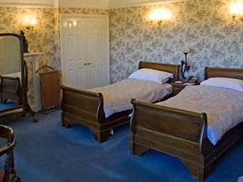 Imagen de los exteriores del Hotel Waren House. Foto 8