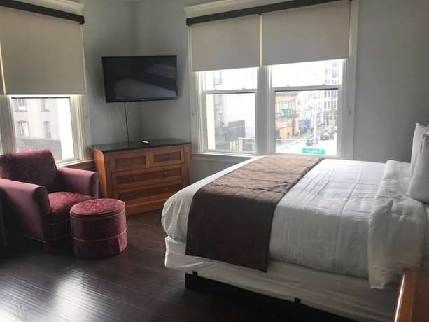 Imagen de la habitación del Hotel Warfield. Foto 4