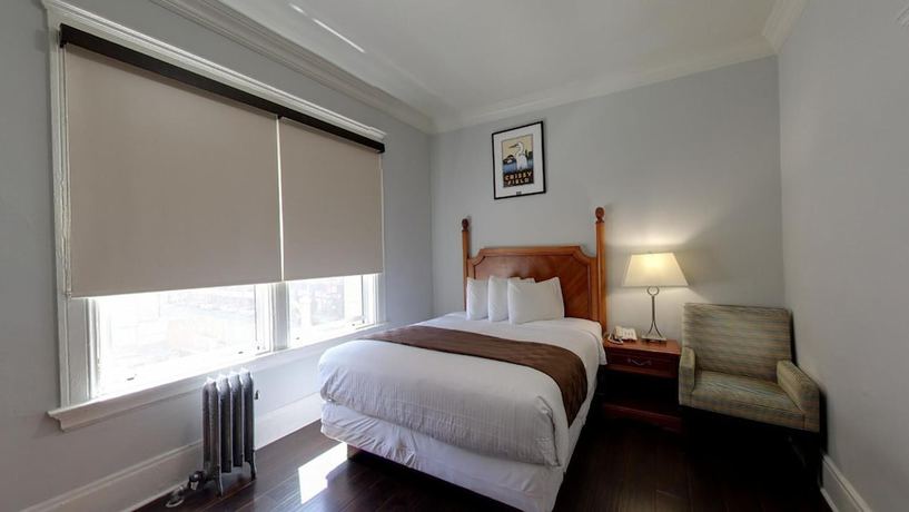 Imagen de la habitación del Hotel Warfield. Foto 7