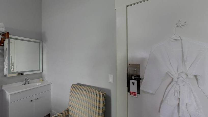 Imagen de la habitación del Hotel Warfield. Foto 18