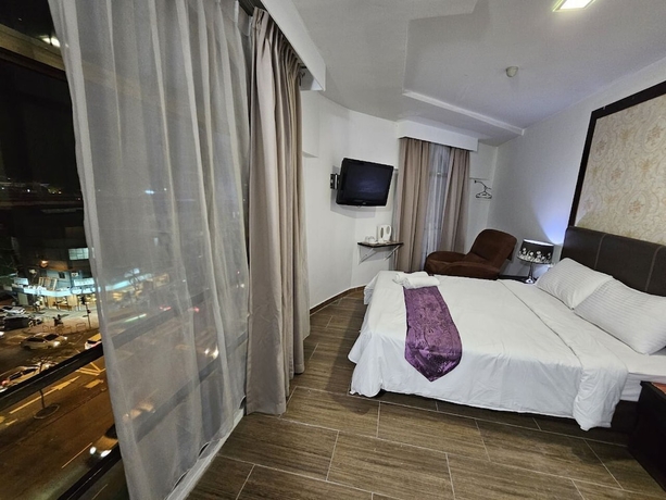 Imagen de la habitación del Hotel Warisan. Foto 3