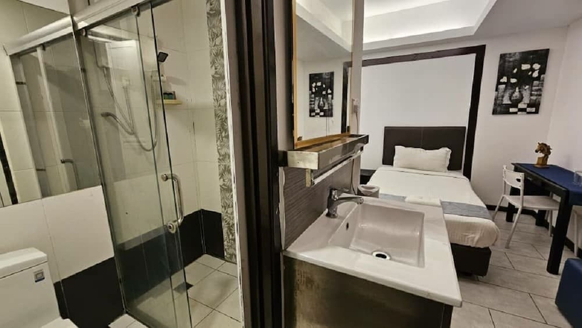 Imagen de la habitación del Hotel Warisan. Foto 17