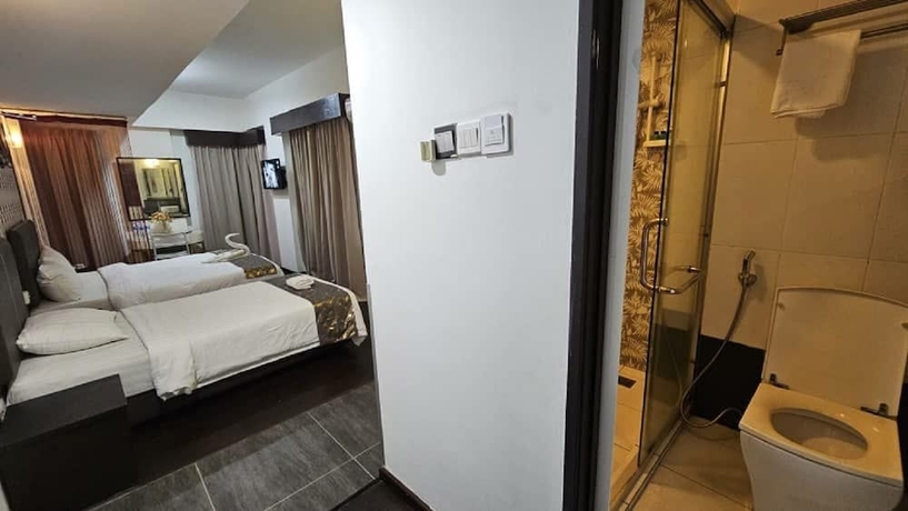 Imagen de la habitación del Hotel Warisan. Foto 18