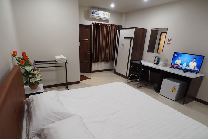 Imagen de la habitación del Hotel Waritthon Residence. Foto 9