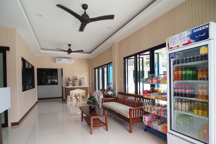 Imagen de los interiores del Hotel Waritthon Residence. Foto 19