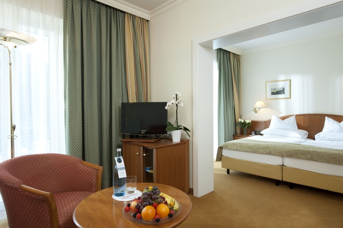 Imagen de la habitación del Hotel Warmbaderhof. Foto 5