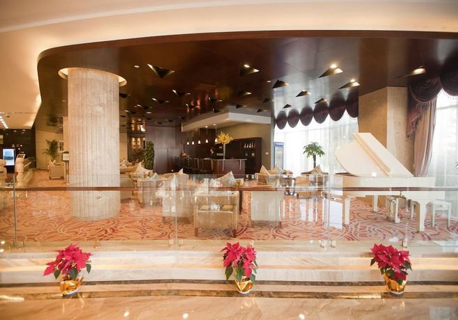 Imagen de los interiores del Hotel Warmjoy Majesty Hotels. Foto 11