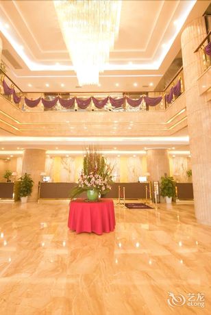 Imagen de los interiores del Hotel Warmjoy Majesty Hotels. Foto 12