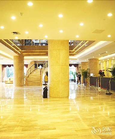 Imagen de los interiores del Hotel Warmjoy Majesty Hotels. Foto 13