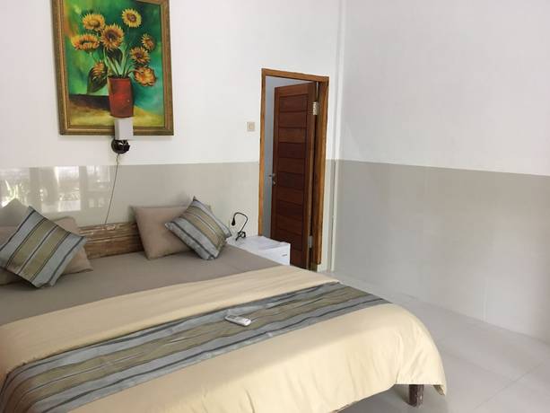 Imagen de la habitación del Hotel Warna Beach. Foto 5