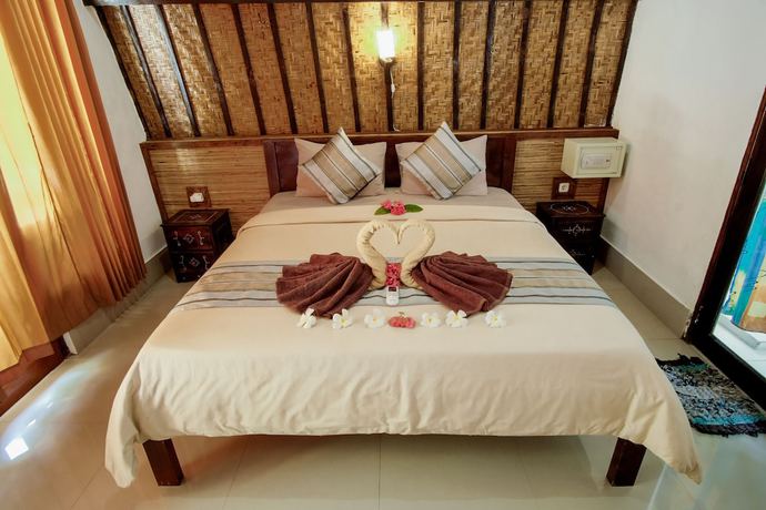 Imagen de la habitación del Hotel Warna Beach. Foto 7