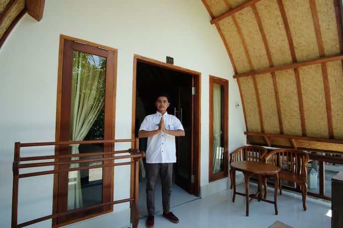Imagen de la habitación del Hotel Warna Beach. Foto 12
