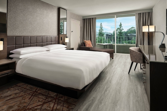 Imagen de la habitación del Hotel Warner Center Marriott Woodland Hills. Foto 9