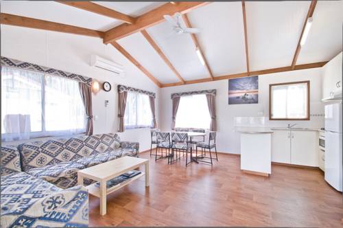 Imagen de la habitación del Hotel Warragul Gardens Holiday Park. Foto 5