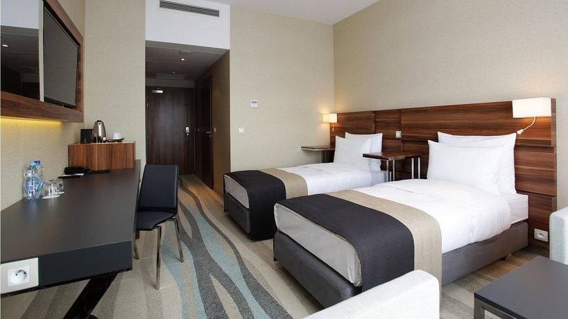 Imagen de la habitación del Hotel Warsaw Plaza. Foto 6