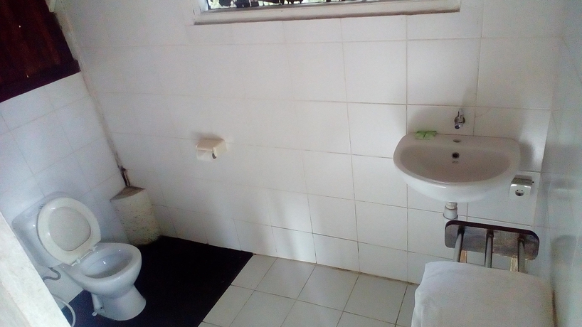 Imagen de la habitación del Hotel Warung Rekreasi Bedugul. Foto 9