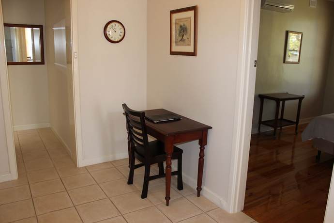 Imagen de la habitación del Hotel Warwick Apartment. Foto 5
