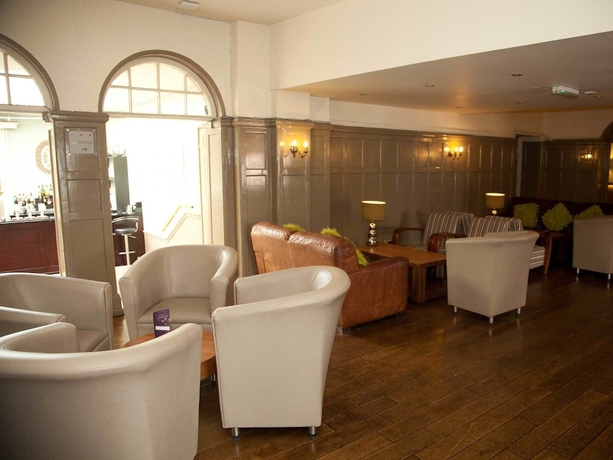 Imagen de los interiores del Hotel Warwick Arms. Foto 15