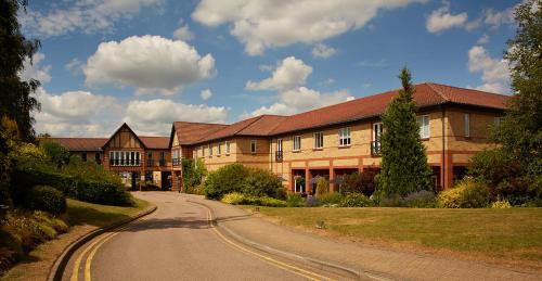 Imagen general del Hotel Warwick Conferences - Scarman. Foto 7