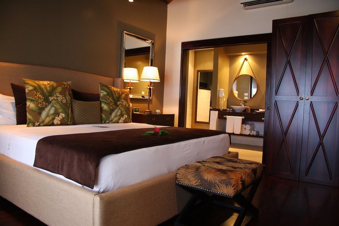 Imagen de la habitación del Hotel Warwick Le Lagon - Vanuatu. Foto 6