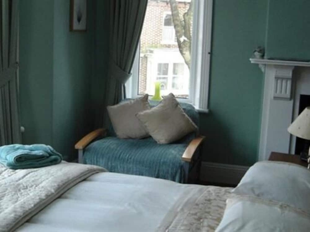 Imagen de la habitación del Hotel Warwick Lodge Guesthouse. Foto 10