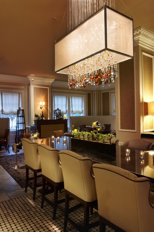 Imagen del bar/restaurante del Hotel Warwick Melrose Dallas. Foto 2