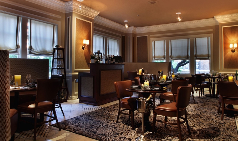 Imagen del bar/restaurante del Hotel Warwick Melrose Dallas. Foto 4