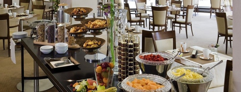 Imagen del bar/restaurante del Hotel Warwick Reine Astrid - Lyon. Foto 6